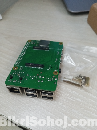 Raspberry Pi Compute Module 4 and IO Board